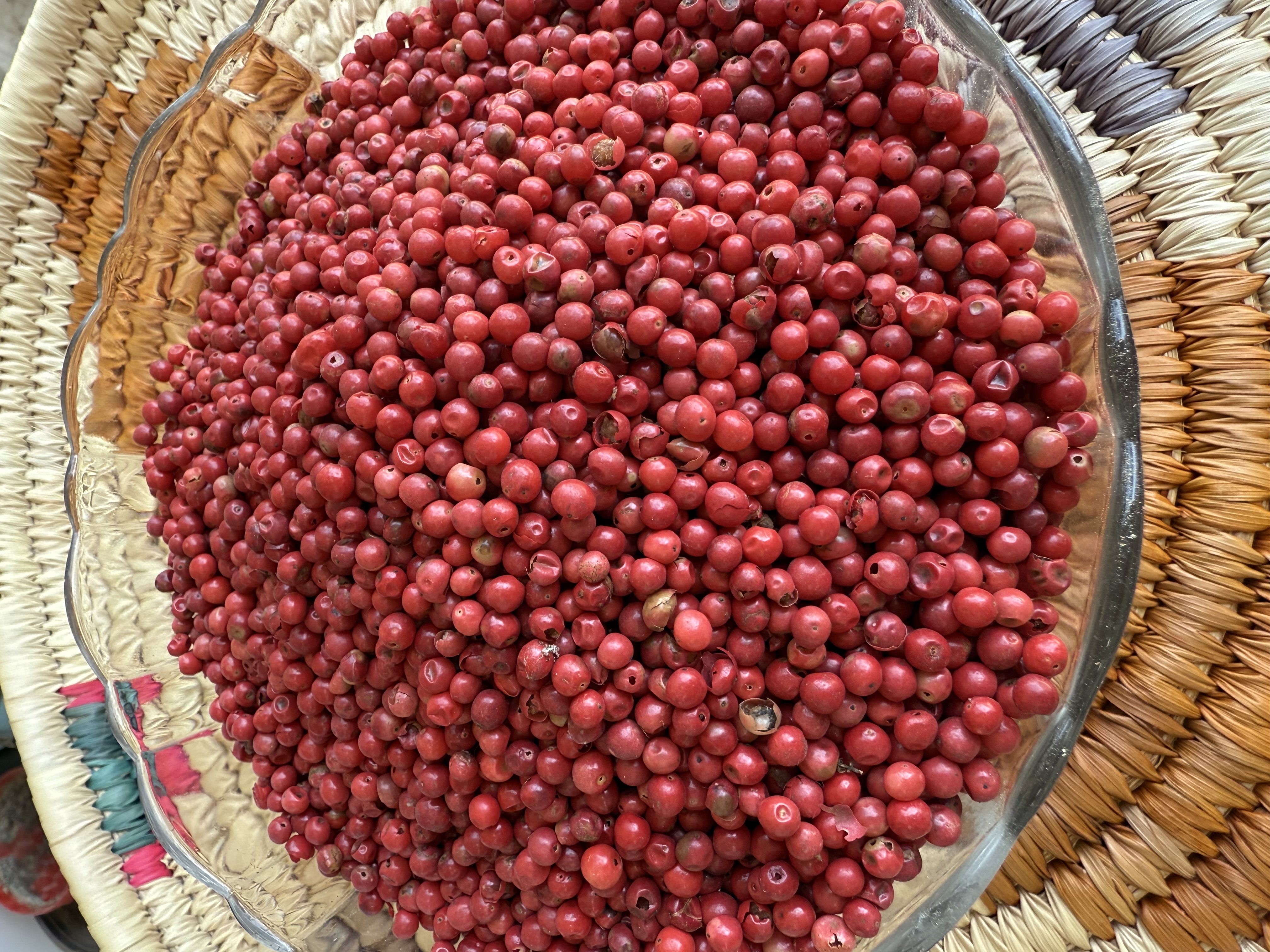 فلفل صورتی برزیلی (۱ سیر)